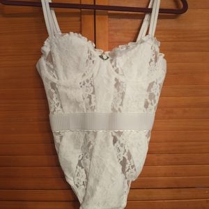 VS For Love & Lemons Lou White Floral Lace Bridal Stretchy Teddy Bodysuit Small